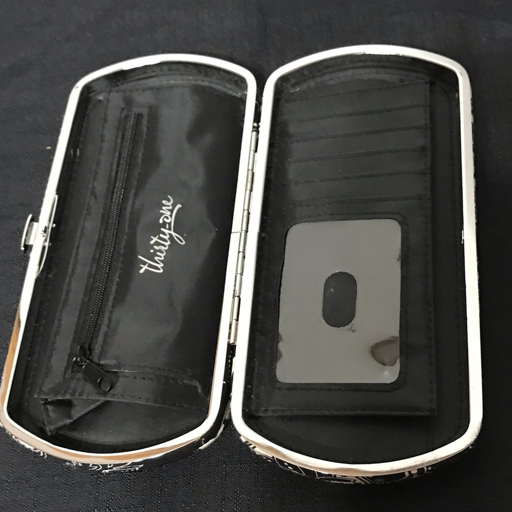 Thirty-One Hard Shell Wallet - Picture 4 of 5